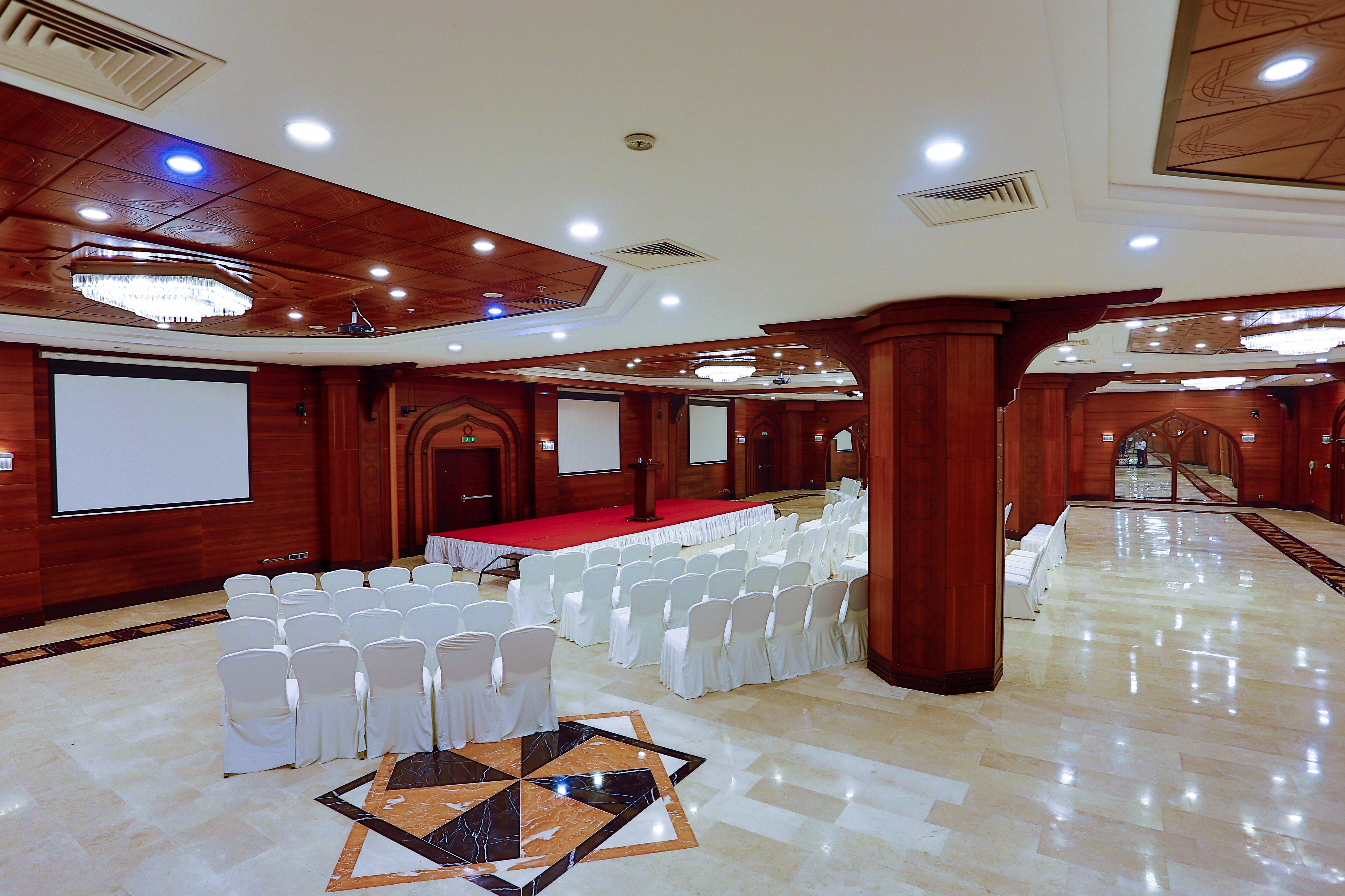 Hotel Crowne Plaza Antalya By Ihg Exterior foto The Grand Ballroom