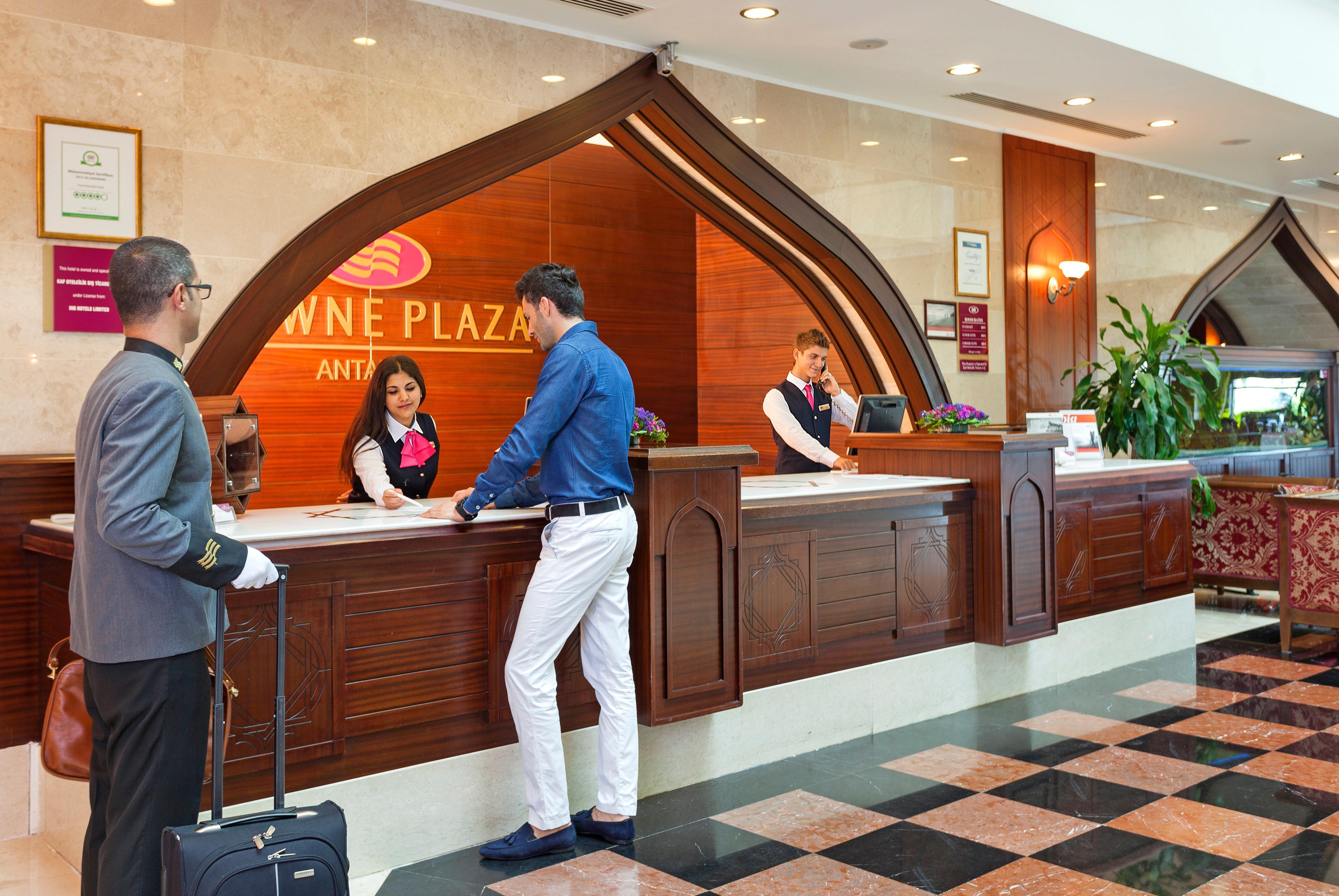 Hotel Crowne Plaza Antalya By Ihg Exterior foto