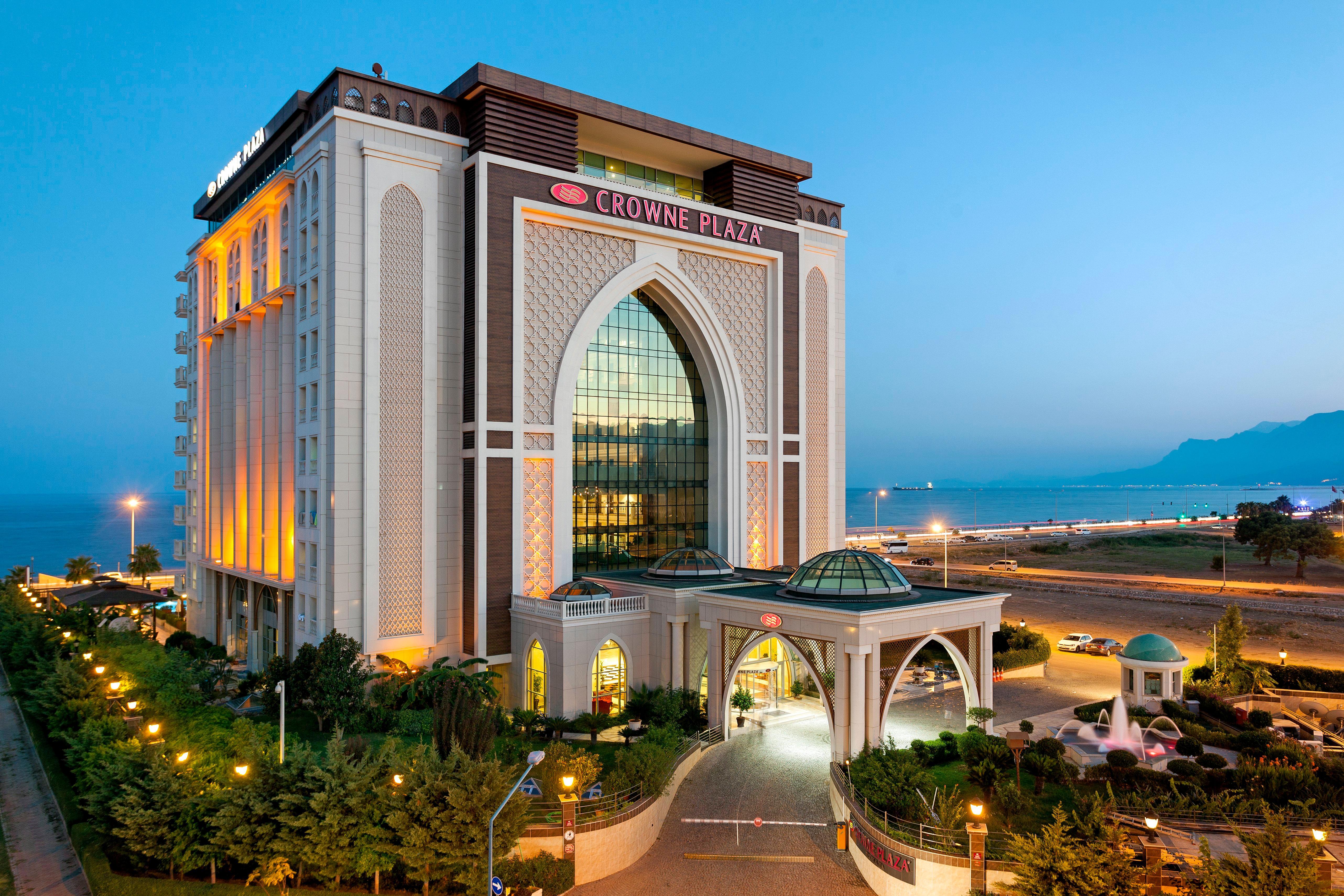 Hotel Crowne Plaza Antalya By Ihg Exterior foto Crown Plaza Hotel